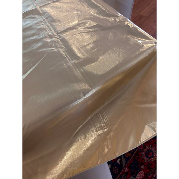 Gold Lame Tablecloth- Christmas, New Year - Picture 3 of 5